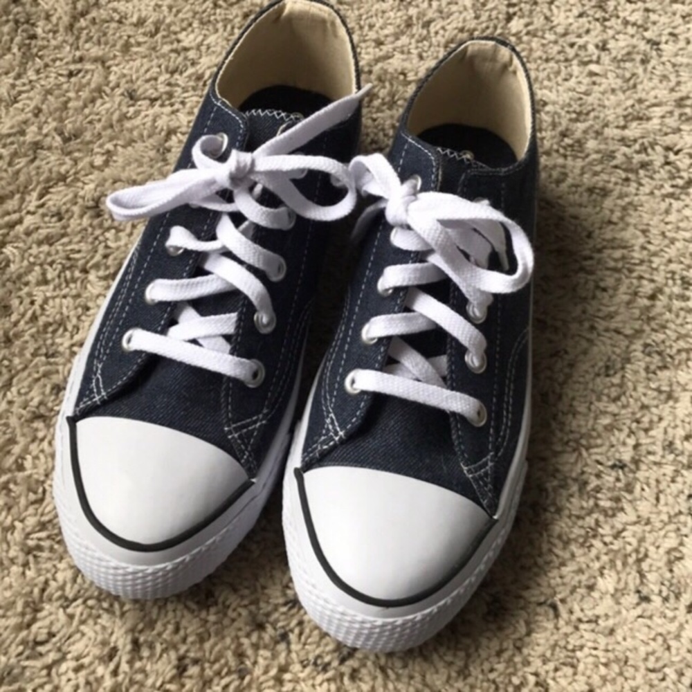 Airwalk women’s shoes